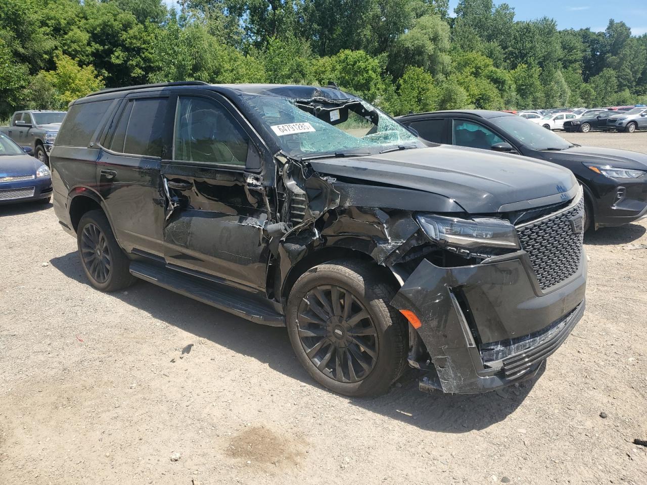 2024 Cadillac Escalade Premium Luxury - Image 4