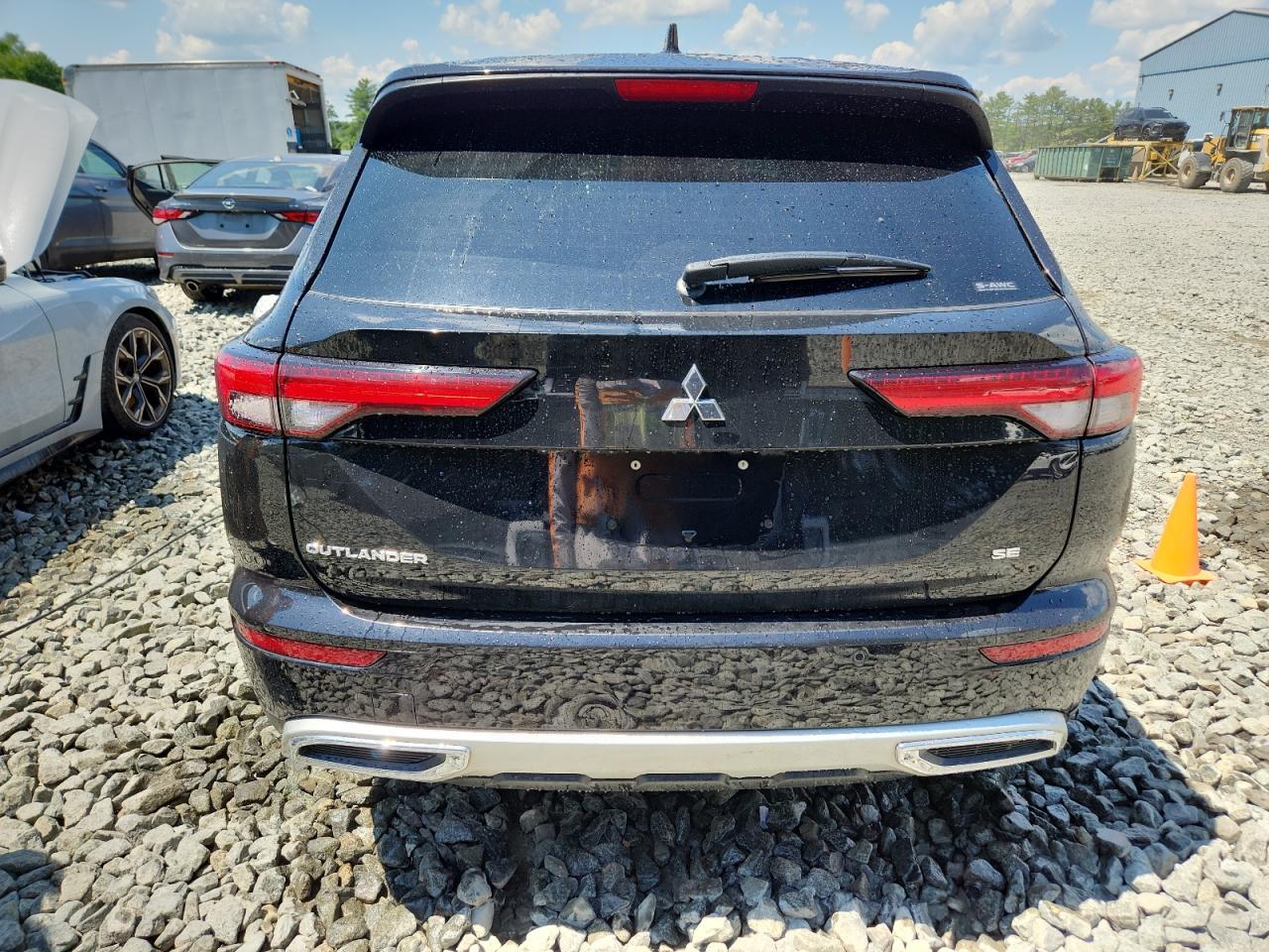 2023 Mitsubishi Outlander Se - Фото 6