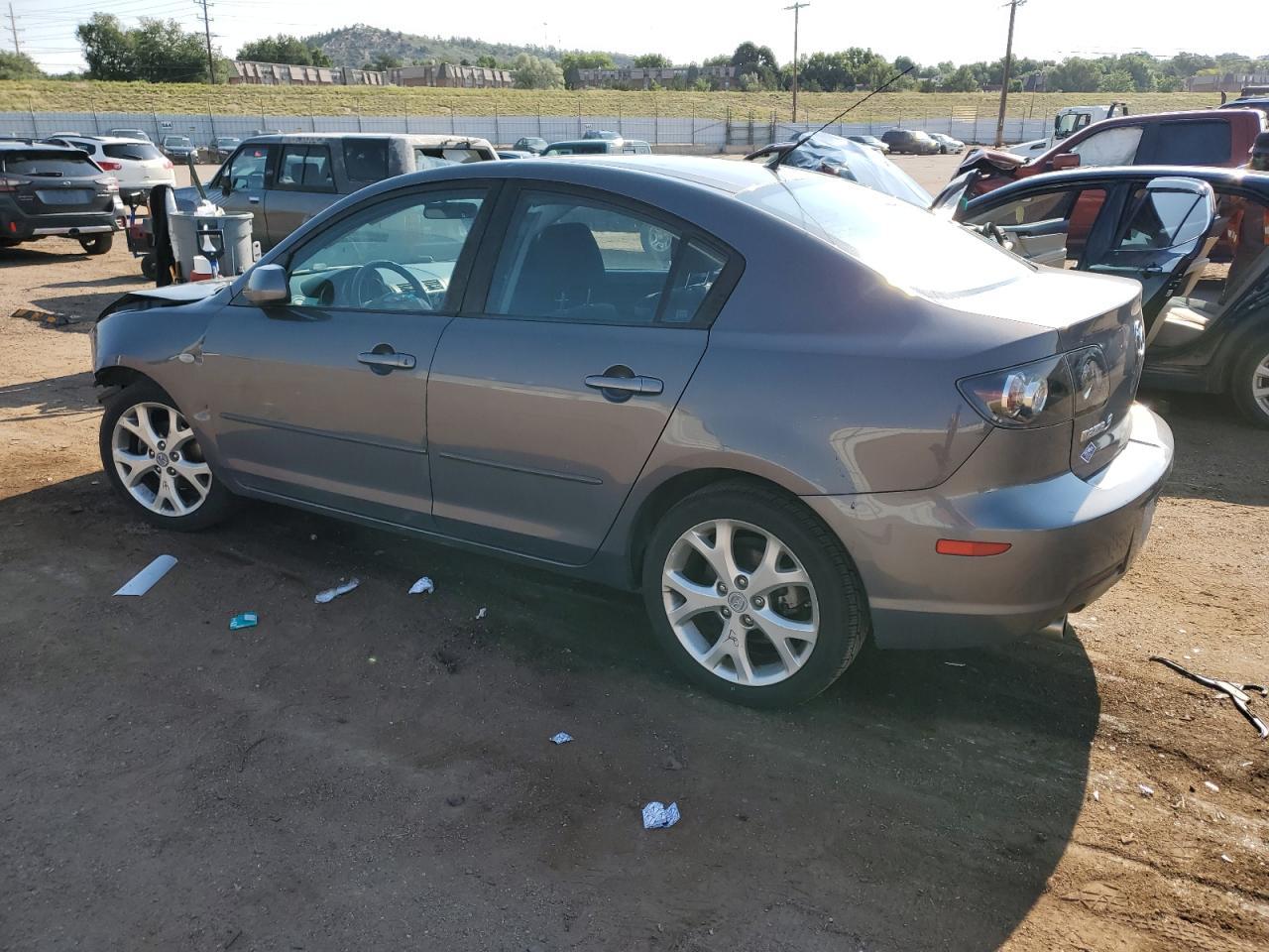 2009 Mazda 3 I - Image 2