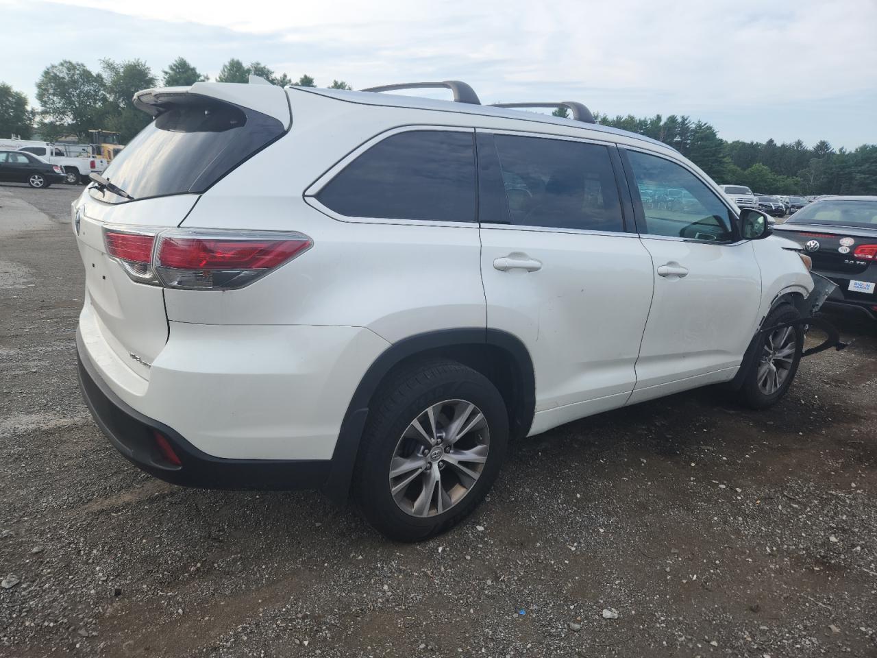 2015 Toyota Highlander Xle - Фото 3