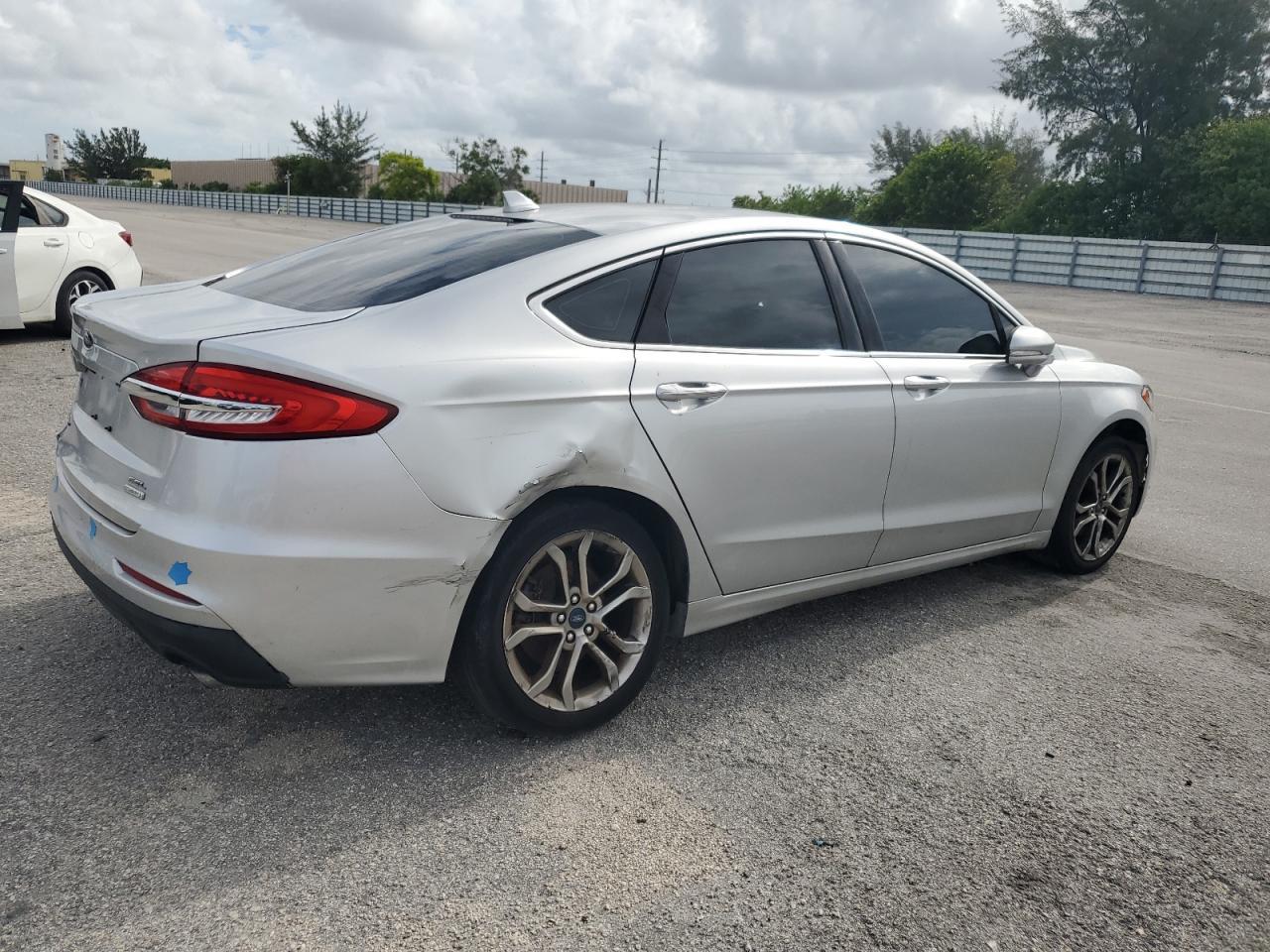 2019 Ford Fusion Sel - Image 3