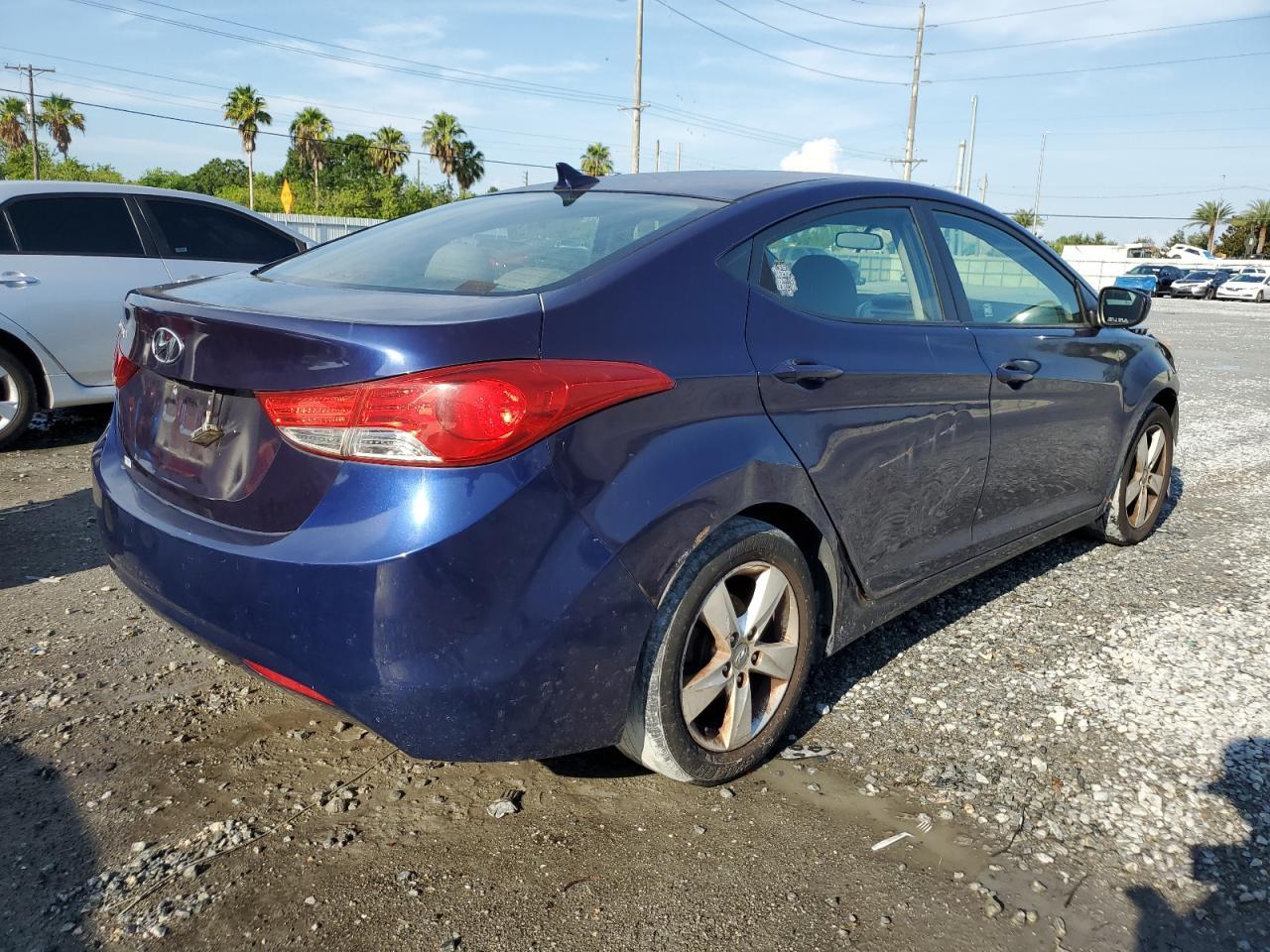 2011 Hyundai Elantra Gls - Фото 3
