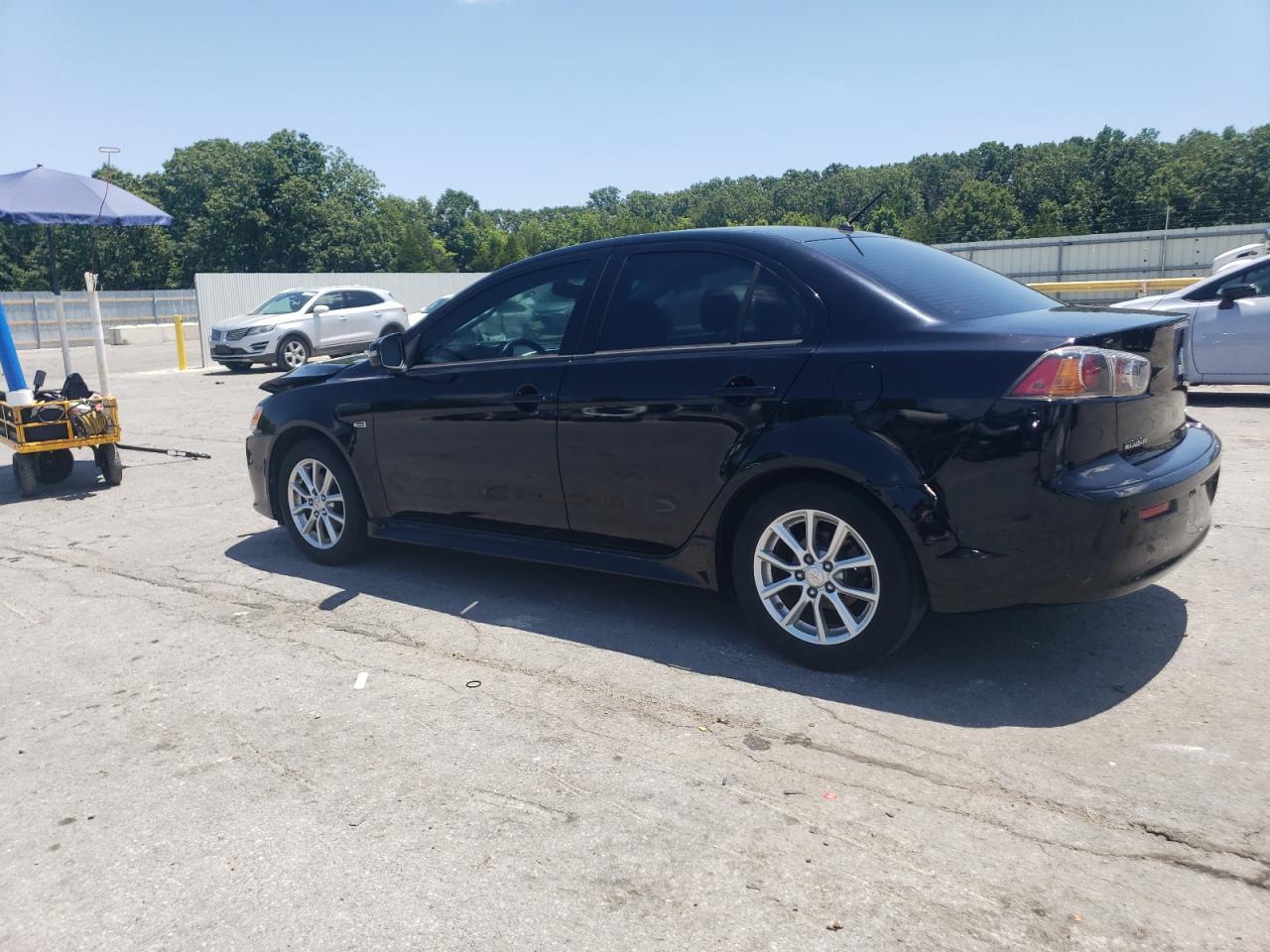 2016 Mitsubishi Lancer Es - Фото 2