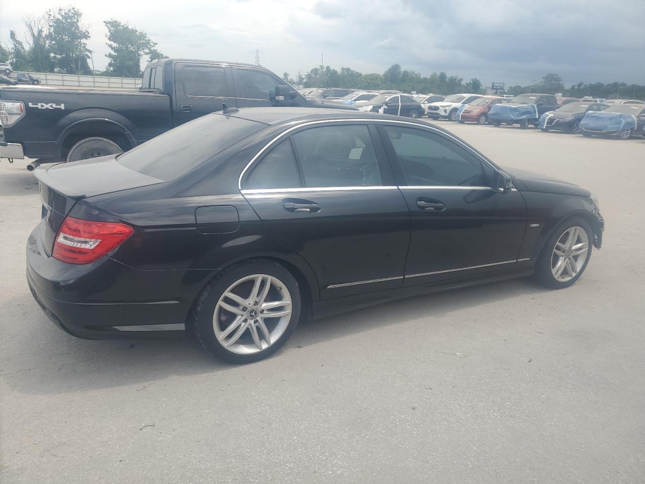 2012 Mercedes-Benz C 250 - Фото 3