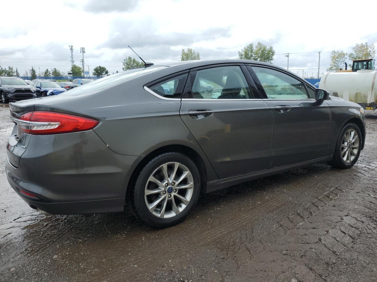 2017 Ford Fusion Se - Image 3