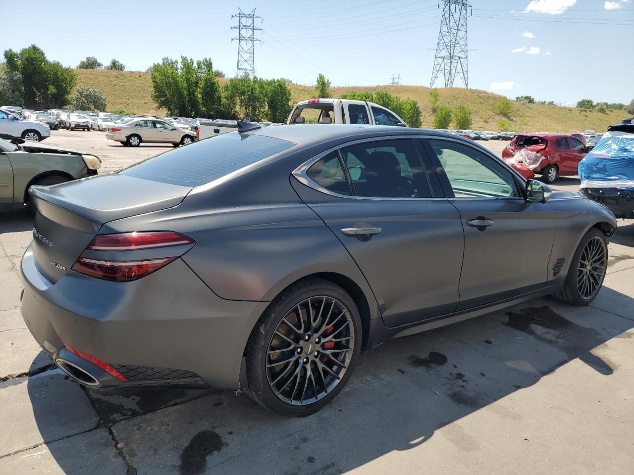 2022 Genesis G70 Launch Edition - Фото 3