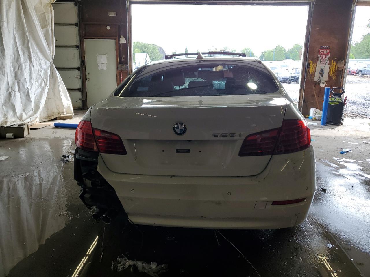 2015 BMW 528 I - Фото 6