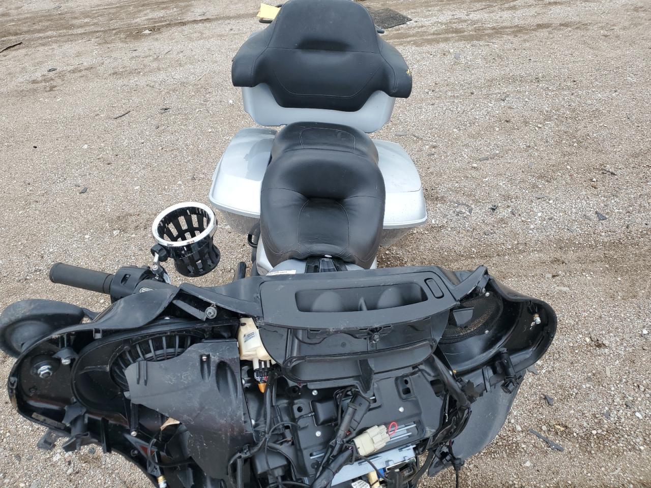 2019 Harley-Davidson Flhxs - Image 5