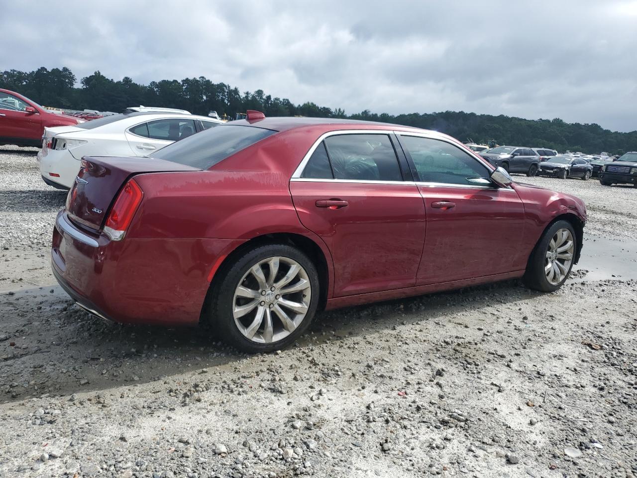 2018 Chrysler 300 Touring - Image 3