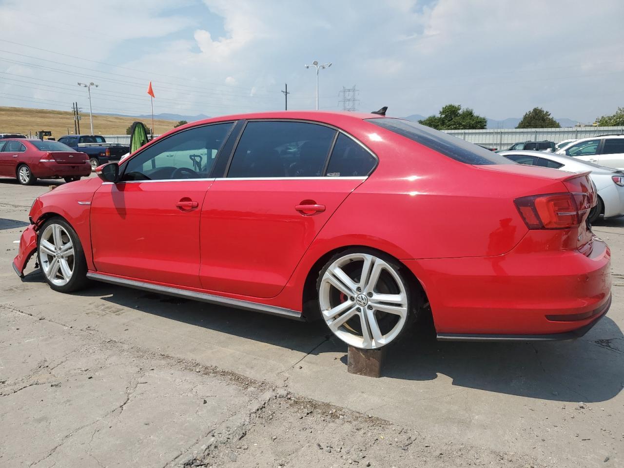 2016 Volkswagen Jetta Gli - Image 2