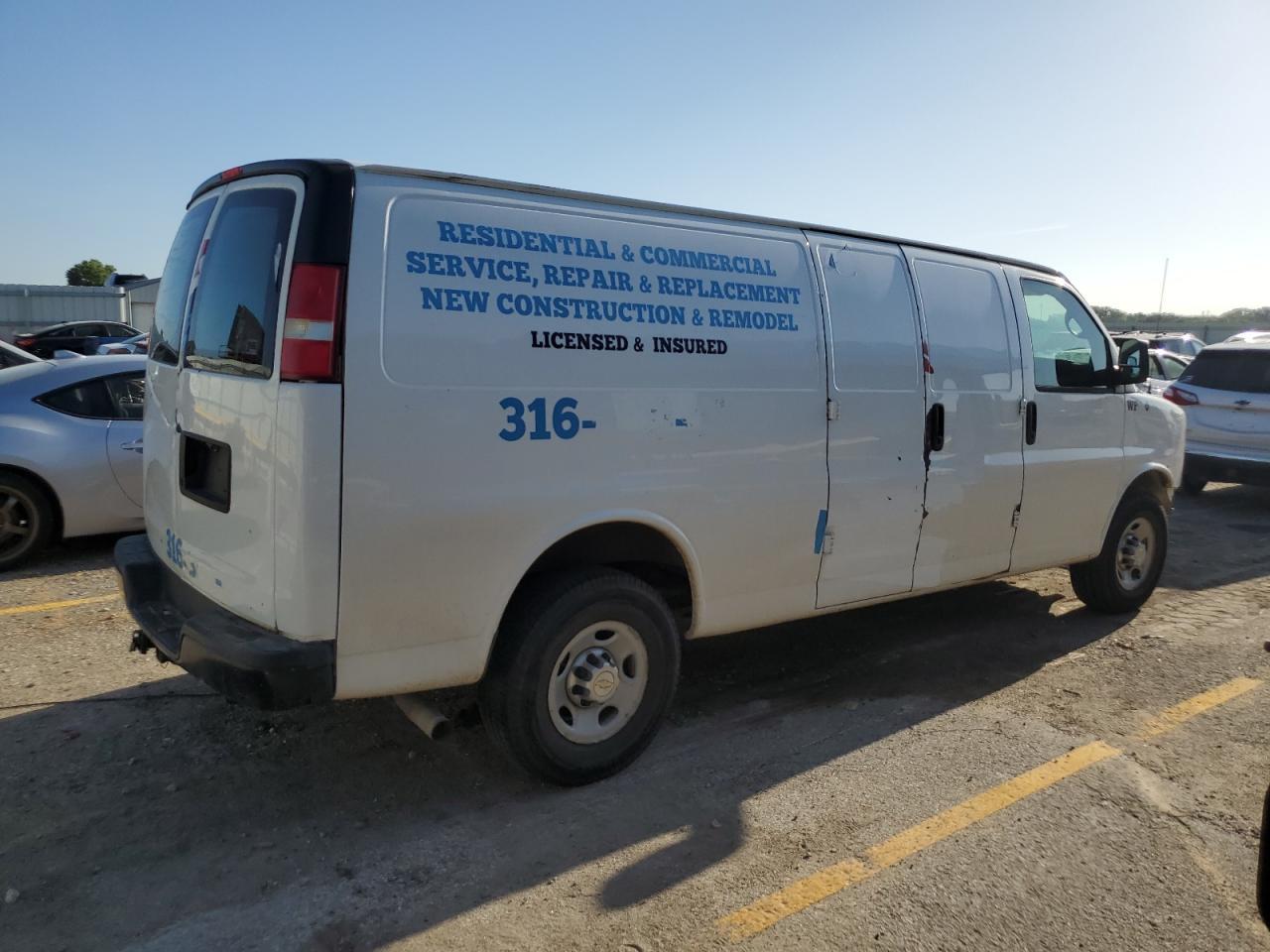2014 Chevrolet Express G2500 - Фото 3