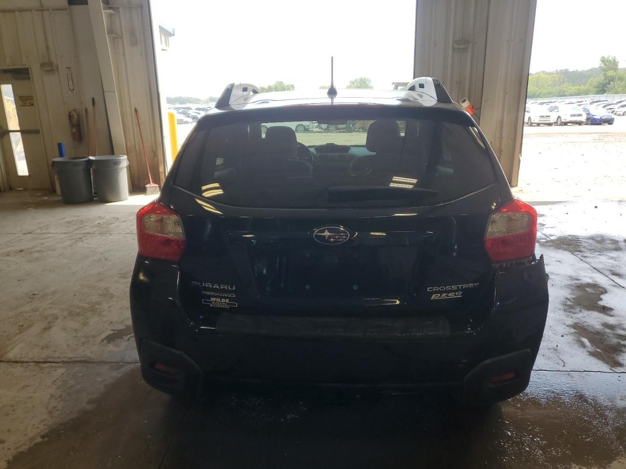 2017 Subaru Crosstrek Premium - Image 6