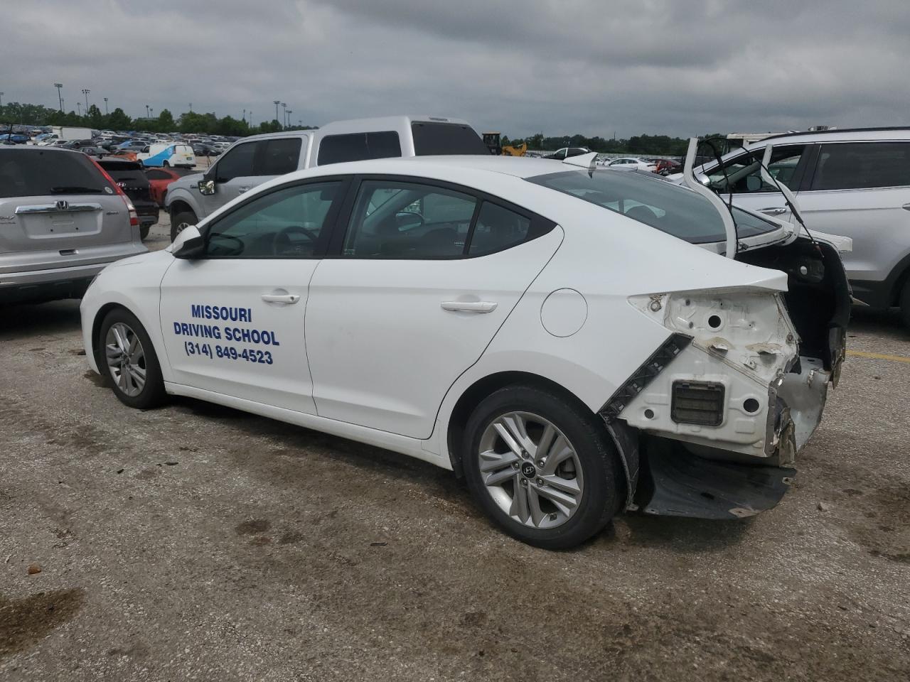 2020 Hyundai Elantra Sel - Фото 2