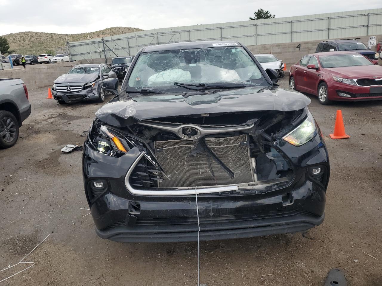 2022 Toyota Highlander L L - Фото 5