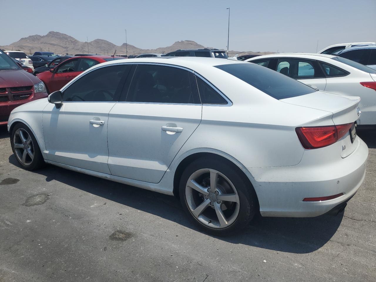 2015 Audi A3 Premium - Фото 2
