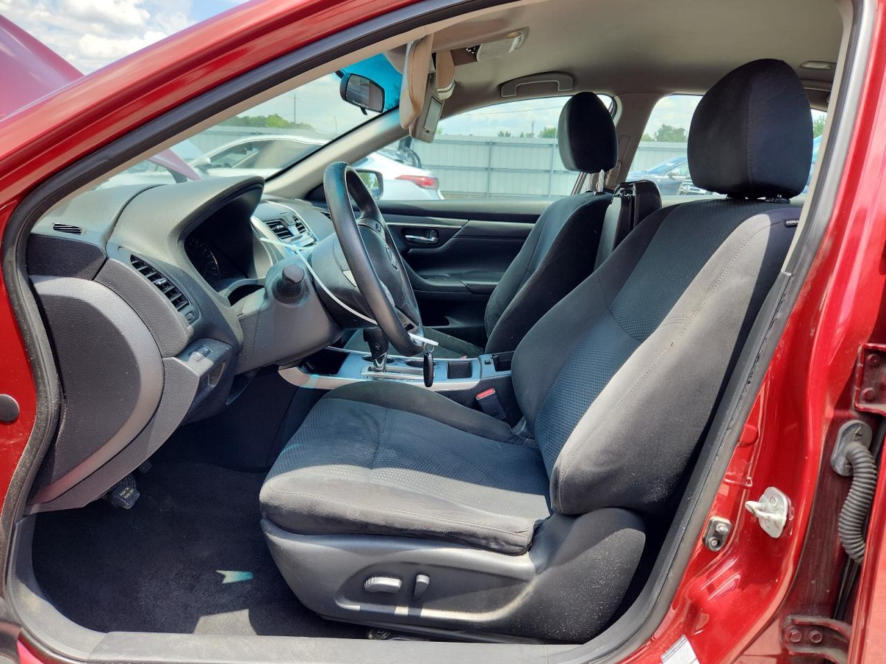 2015 Nissan Altima 2.5 - Фото 7