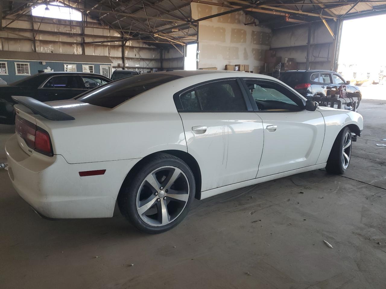 2014 Dodge Charger Sxt - Image 3