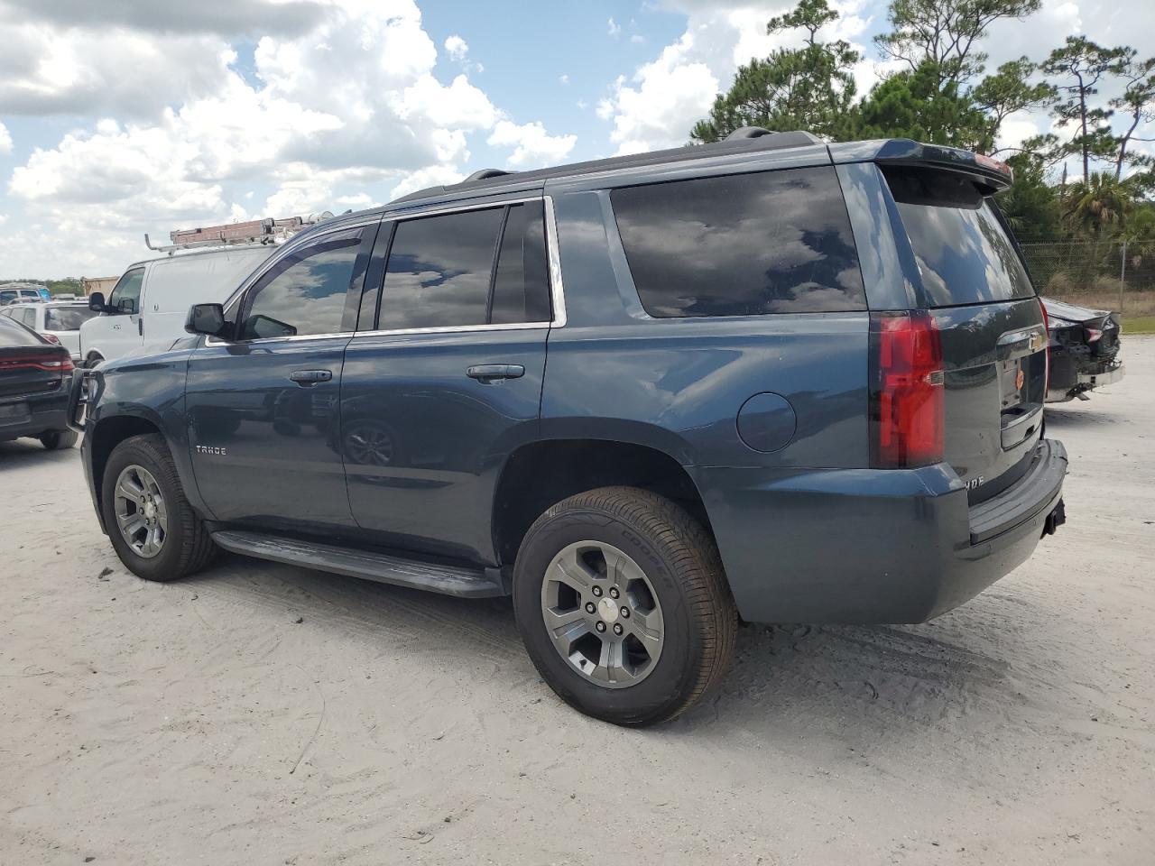 2019 Chevrolet Tahoe K1500 Ls - Фото 2
