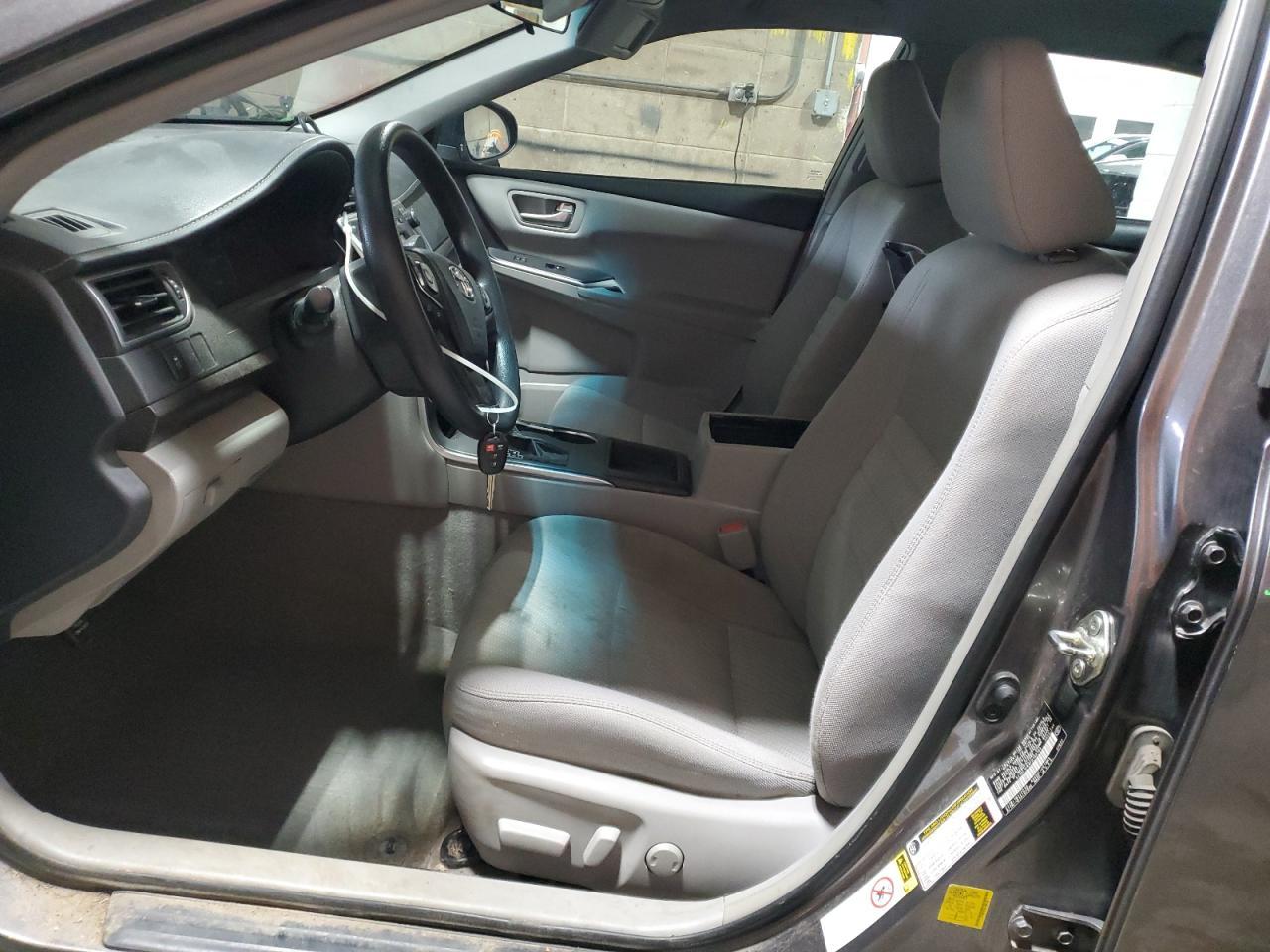 2015 Toyota Camry Le - Фото 7