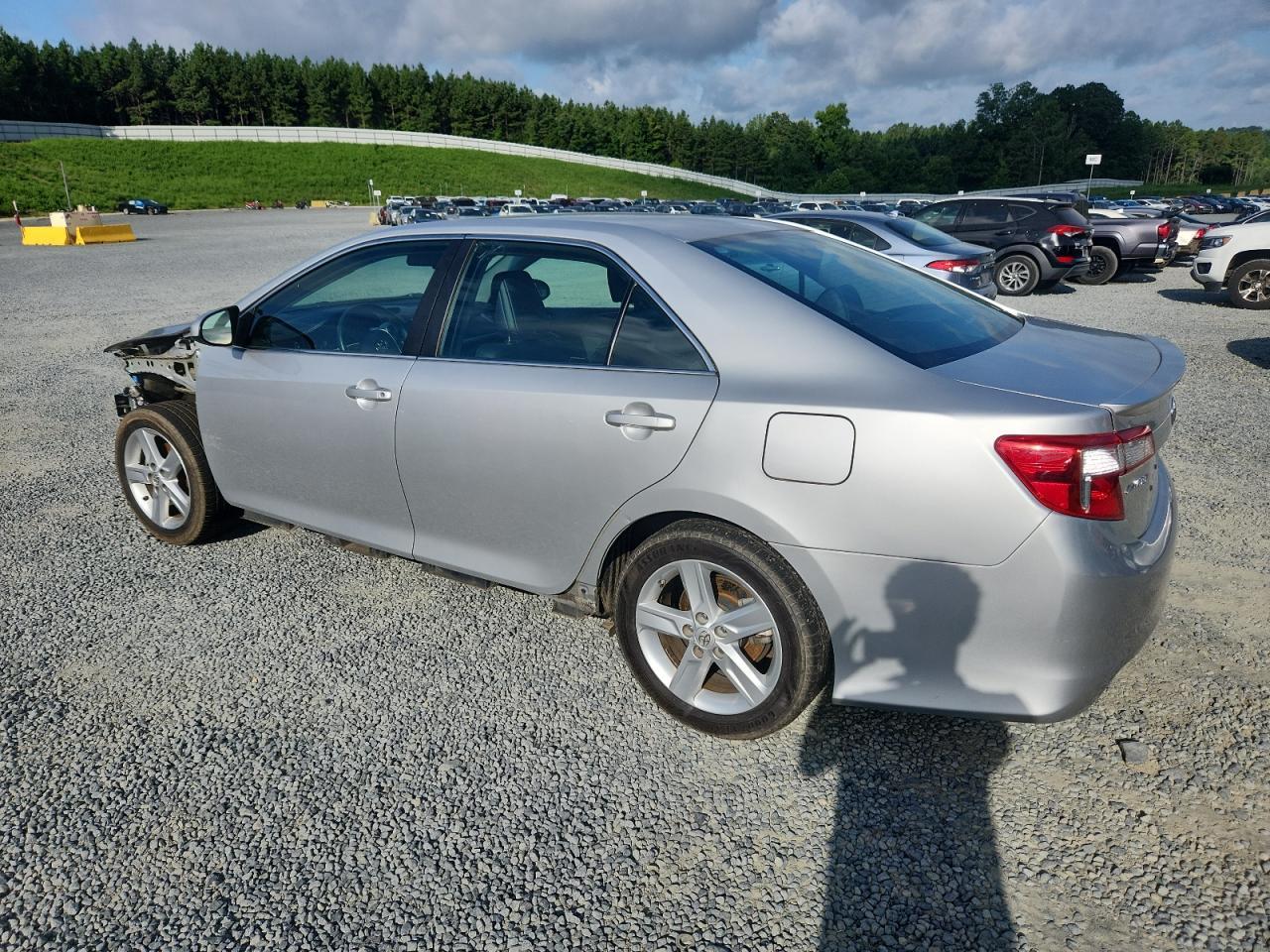 2013 Toyota Camry L - Image 2
