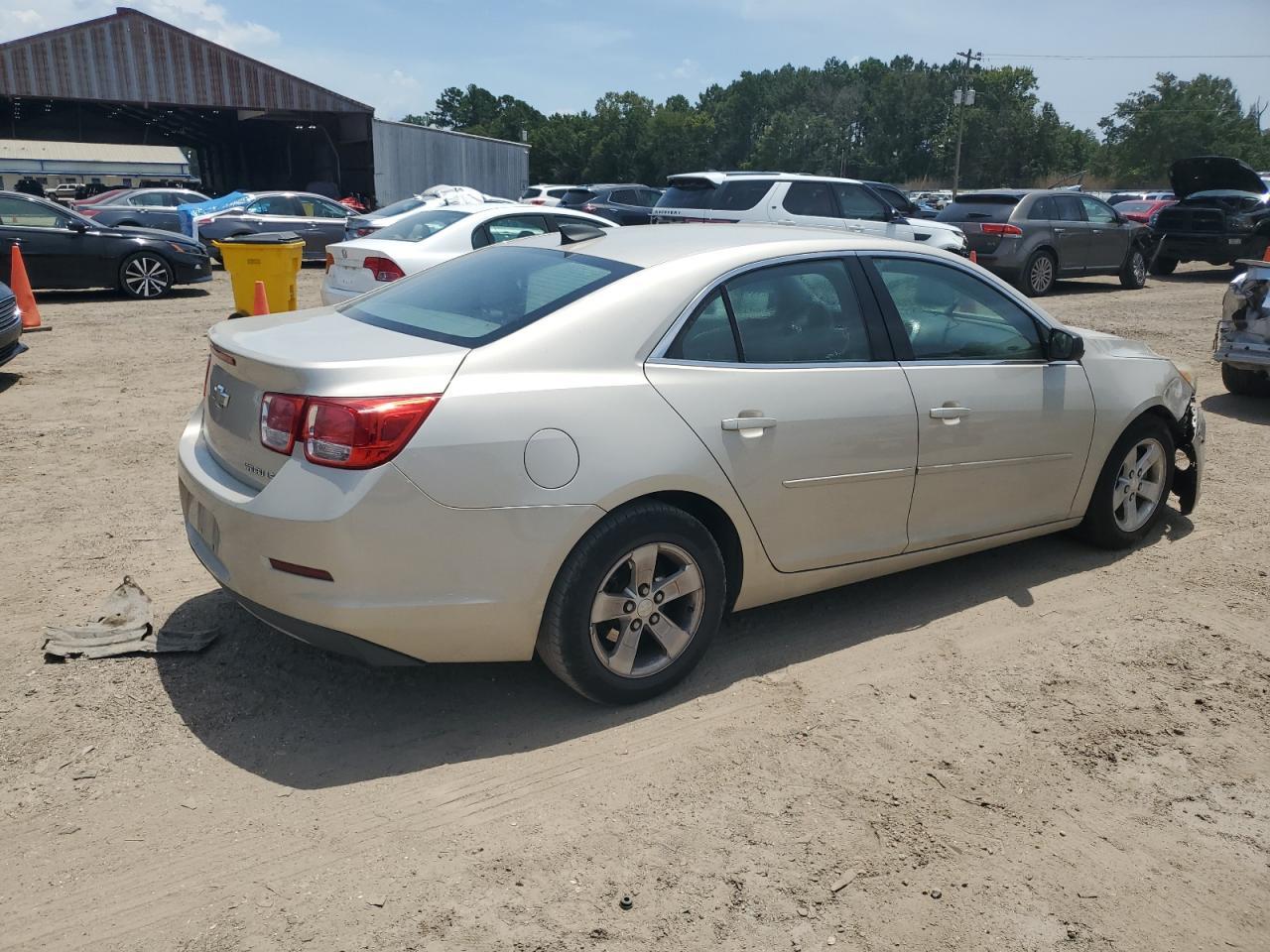 2015 Chevrolet Malibu Ls - Фото 3