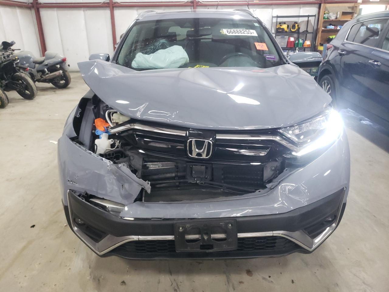 2022 Honda Cr-V Touring - Image 5