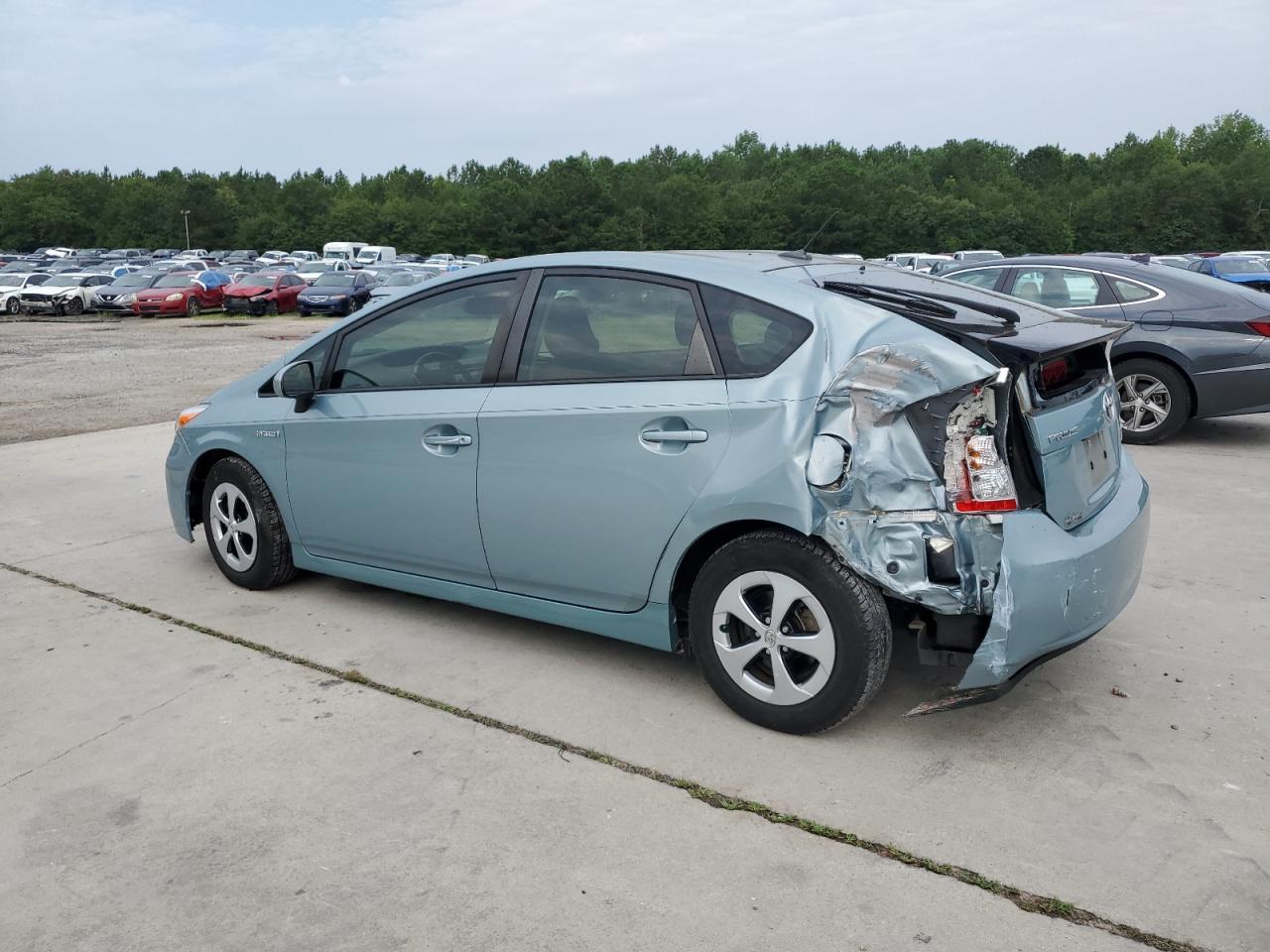 2015 Toyota Prius - Фото 2