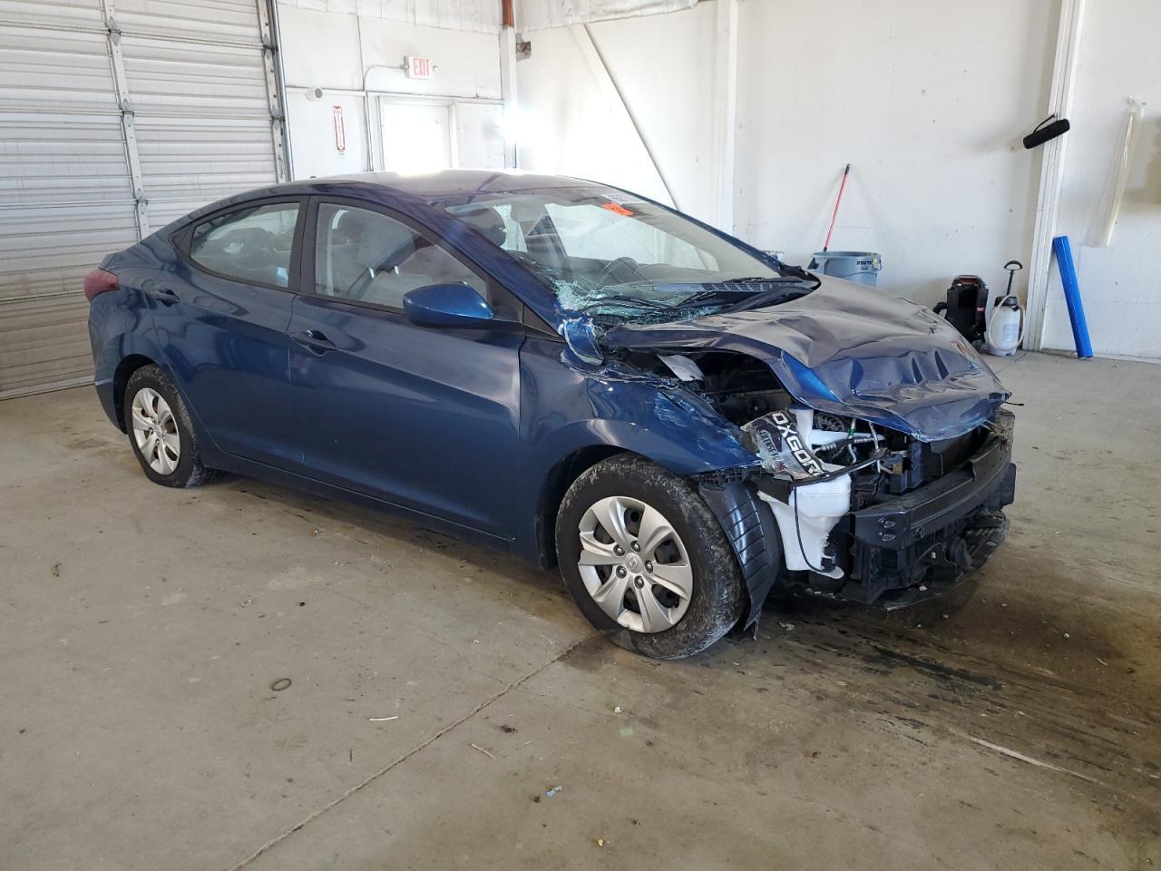 2016 Hyundai Elantra Se - Фото 4