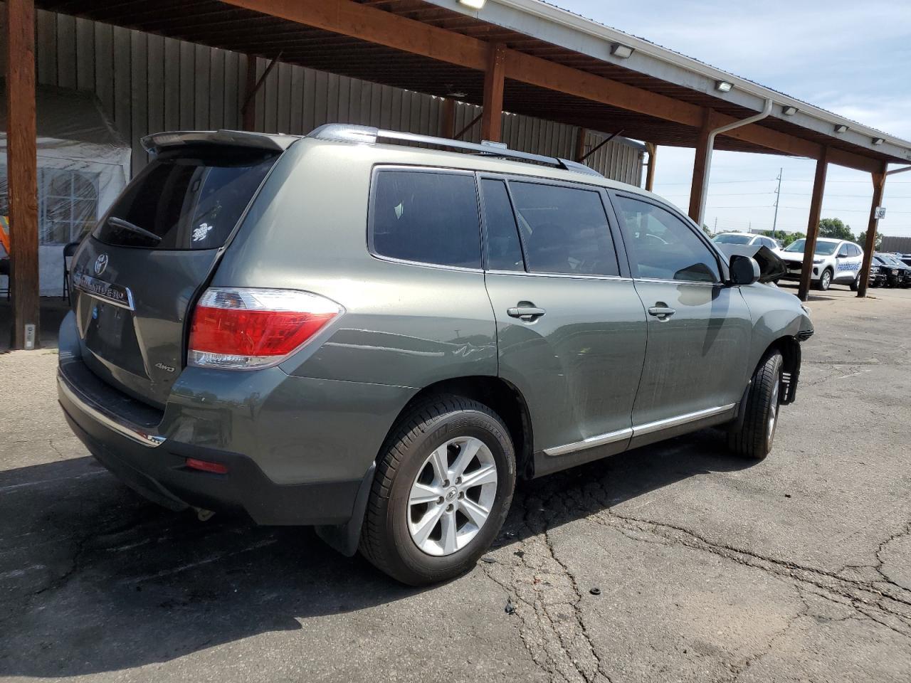 2012 Toyota Highlander Base - Фото 3