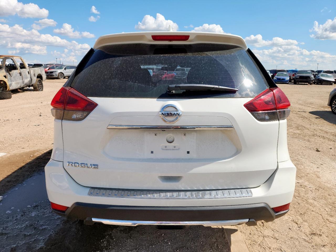 2020 Nissan Rogue S - Фото 6