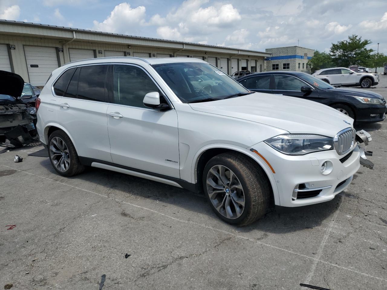 2015 BMW X5 xDrive50I - Фото 4