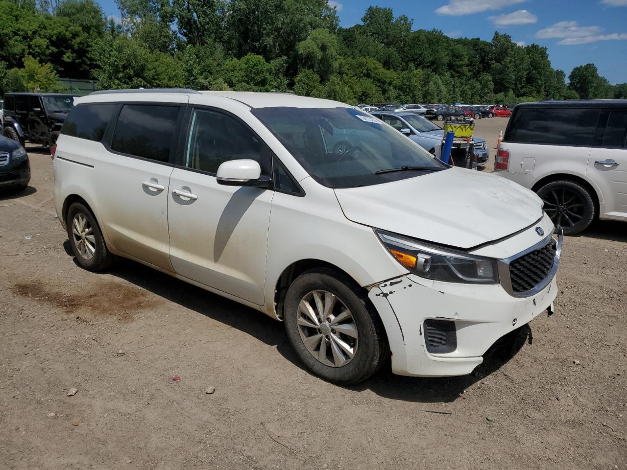 2017 Kia Sedona Lx - Фото 4