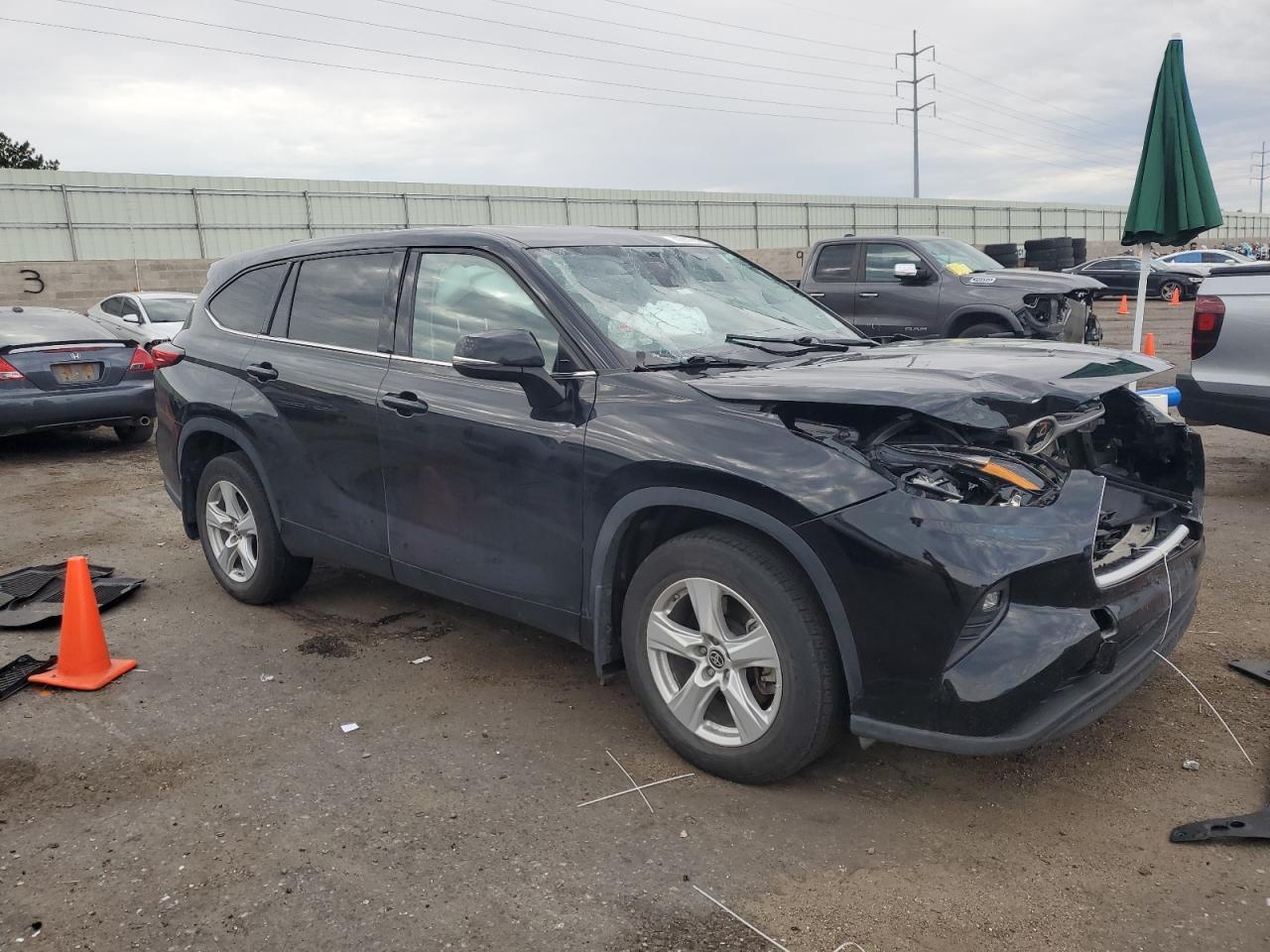 2022 Toyota Highlander L L - Фото 4