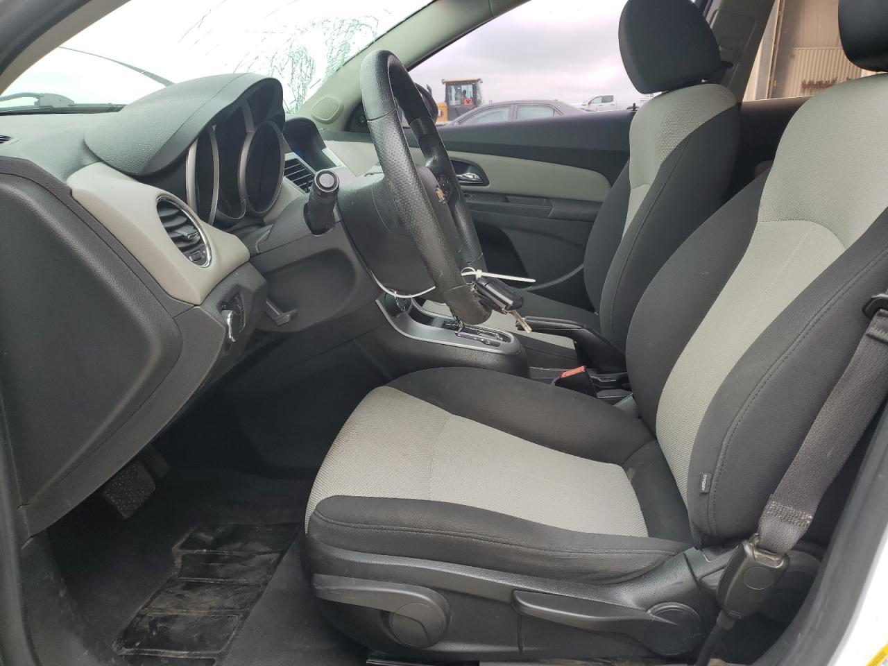 2011 Chevrolet Cruze Ls - Image 7