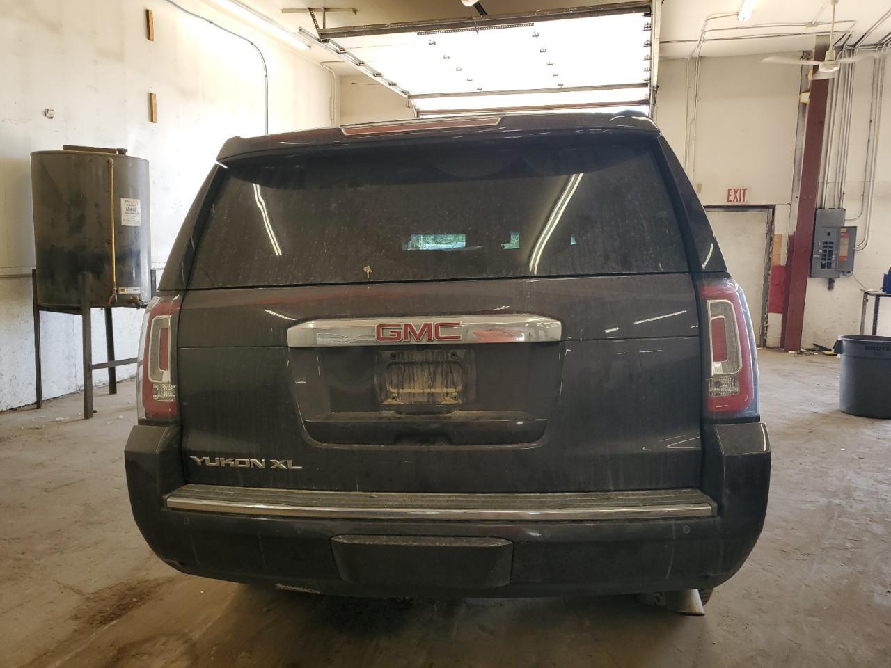 2016 GMC Yukon Xl Denali - Фото 6