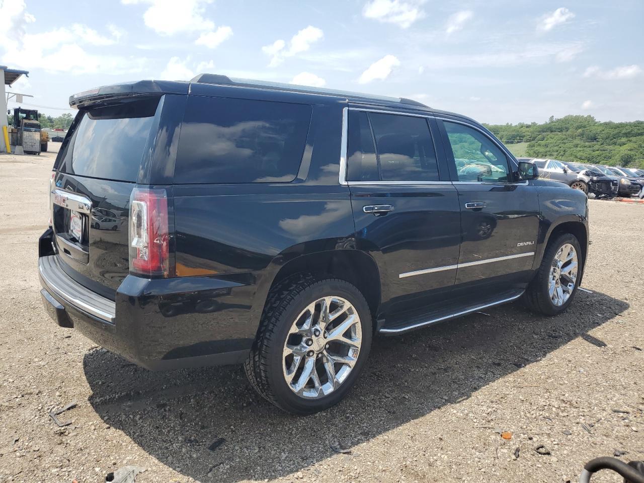 2016 GMC Yukon Denali - Image 3