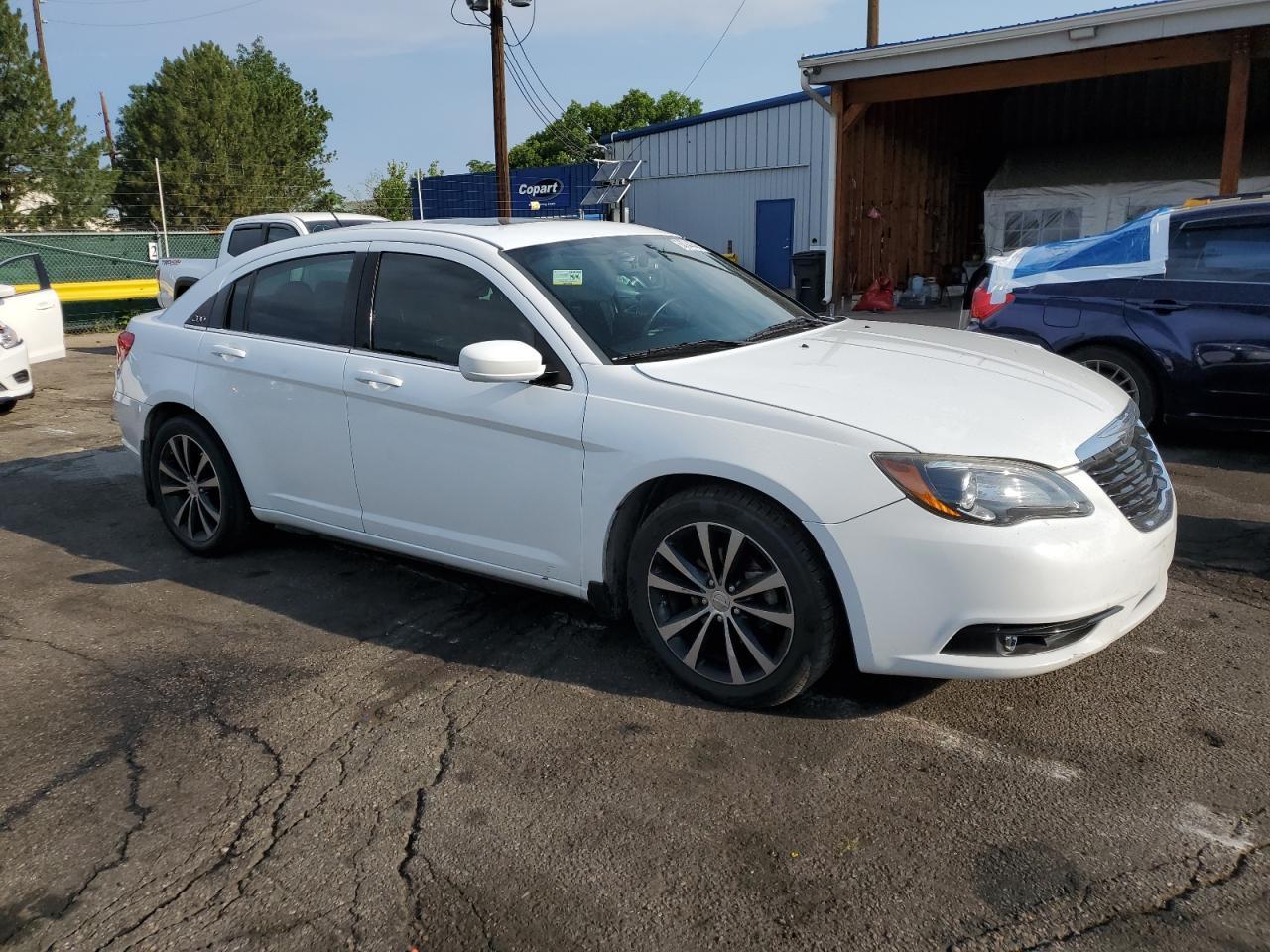 2012 Chrysler 200 S - Image 4
