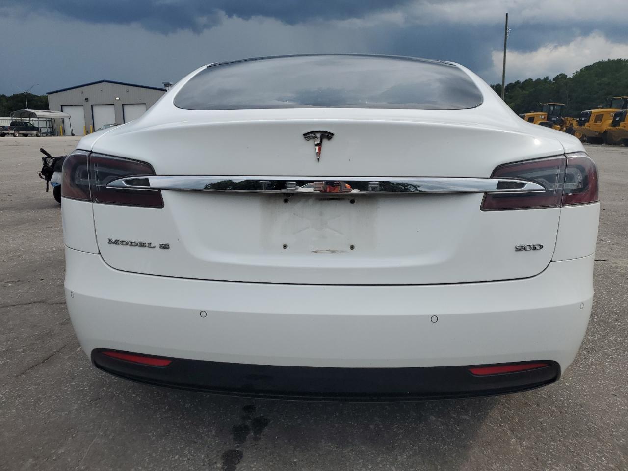 2016 Tesla Model S - Image 6