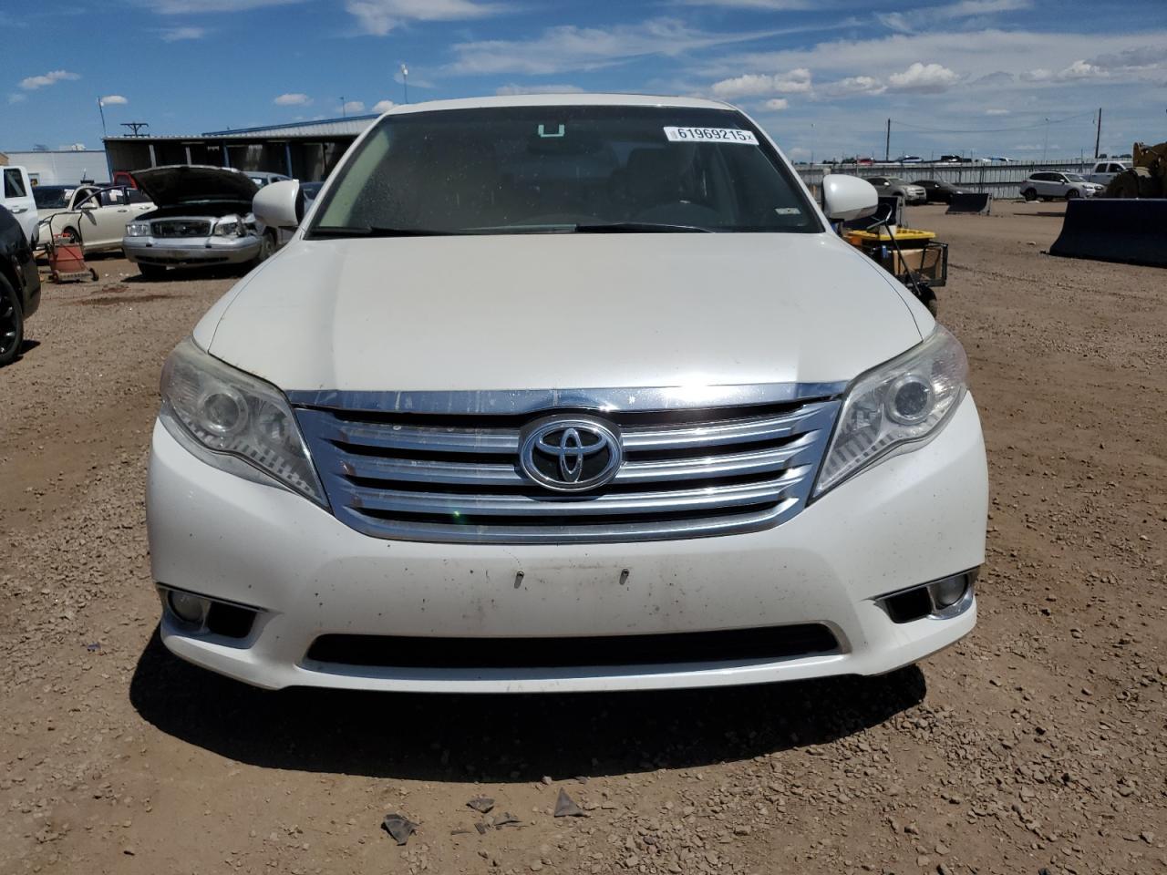 2011 Toyota Avalon Base - Фото 5