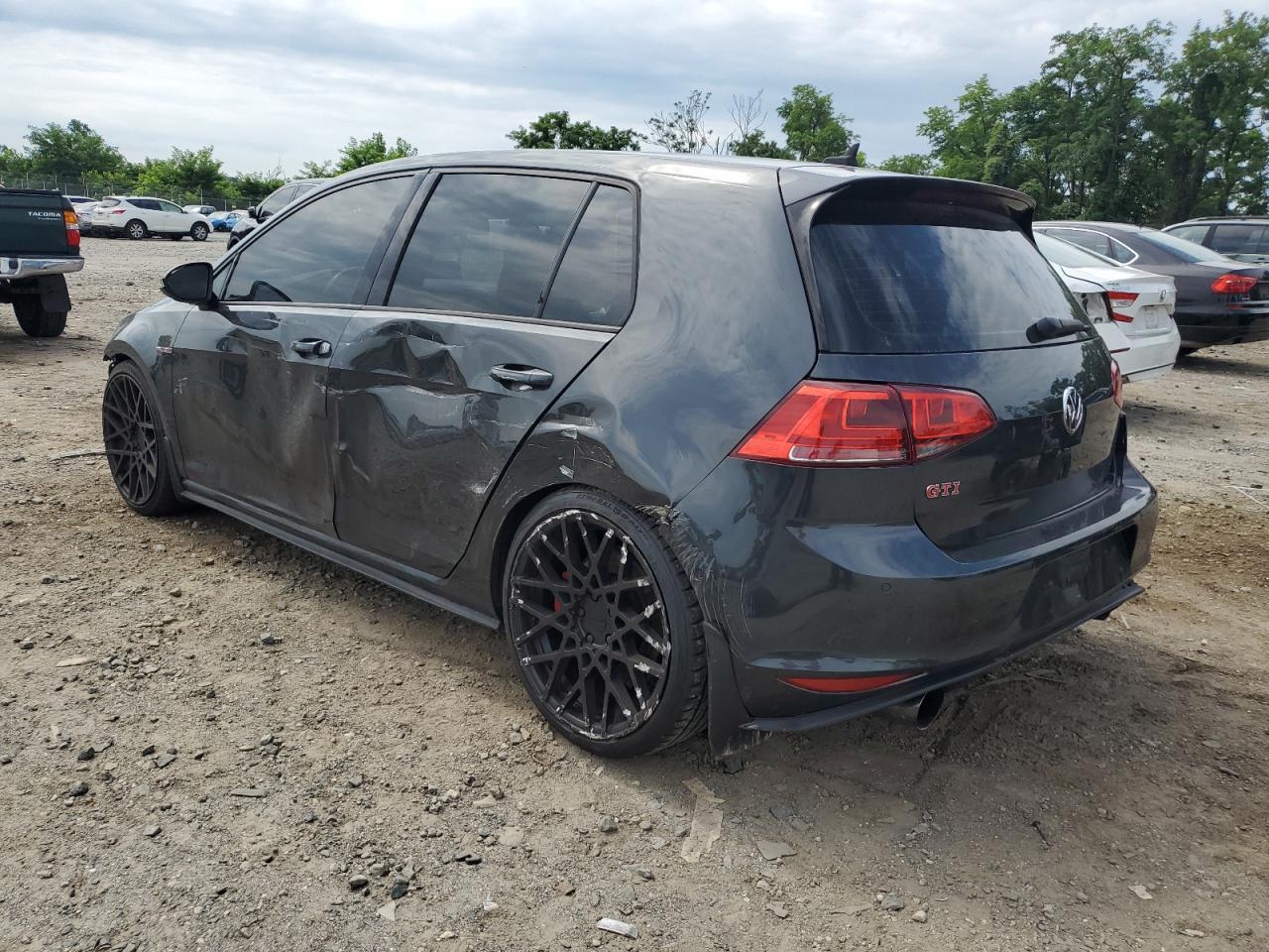2016 Volkswagen Gti S/Se - Image 2
