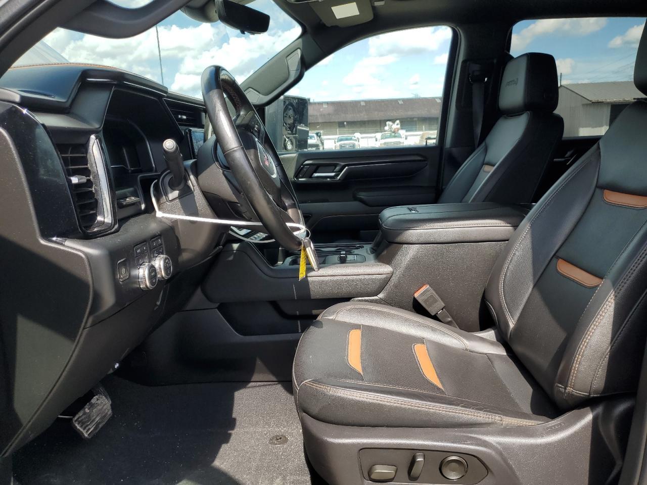 2024 GMC Sierra K3500 At4 - Image 7