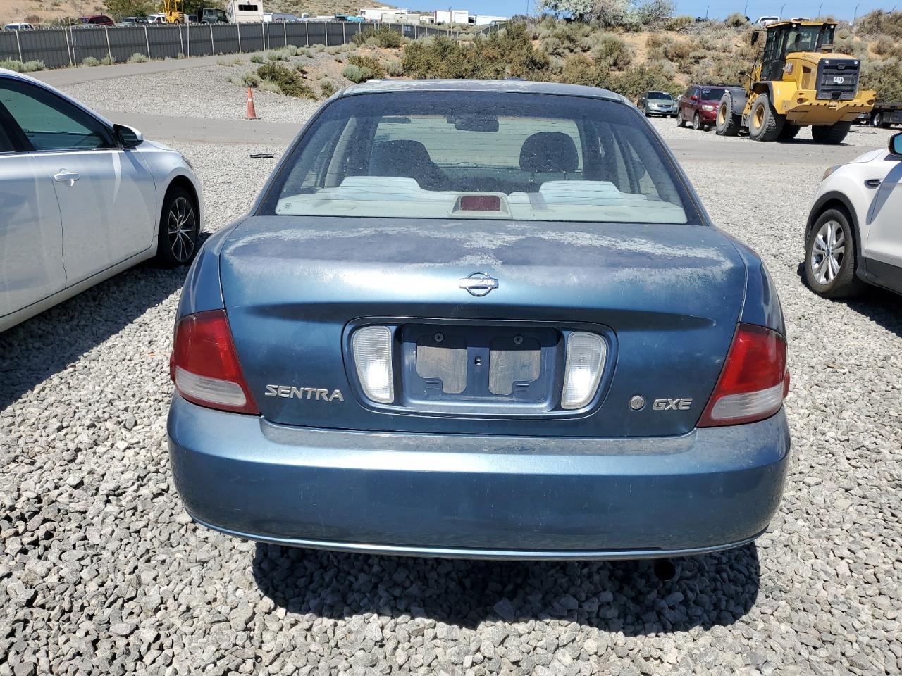 2001 Nissan Sentra Xe - Фото 6