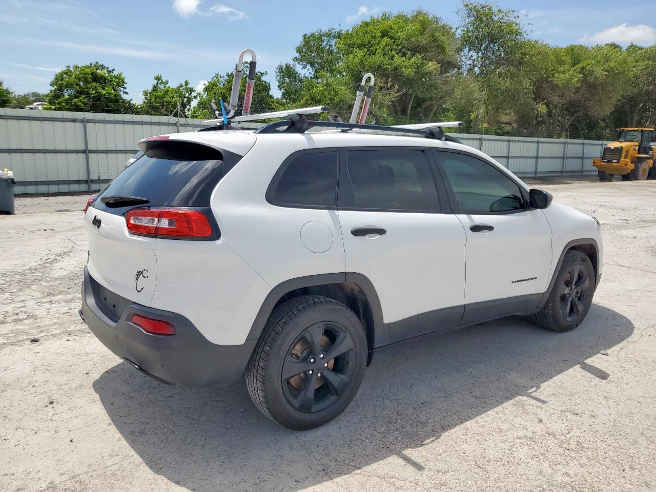 2017 Jeep Cherokee Sport - Image 3