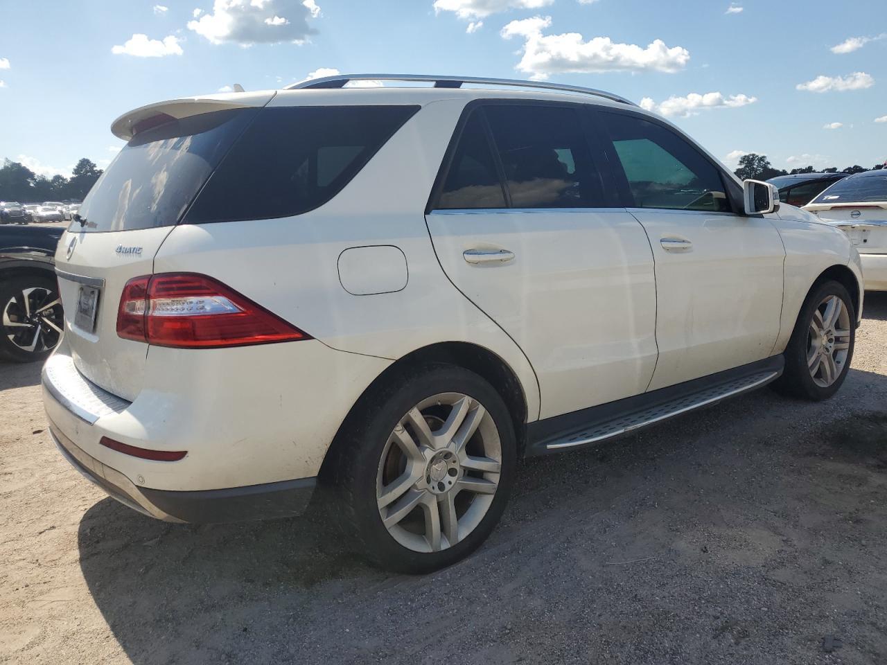 2013 Mercedes-Benz Ml 350 4Matic - Image 3