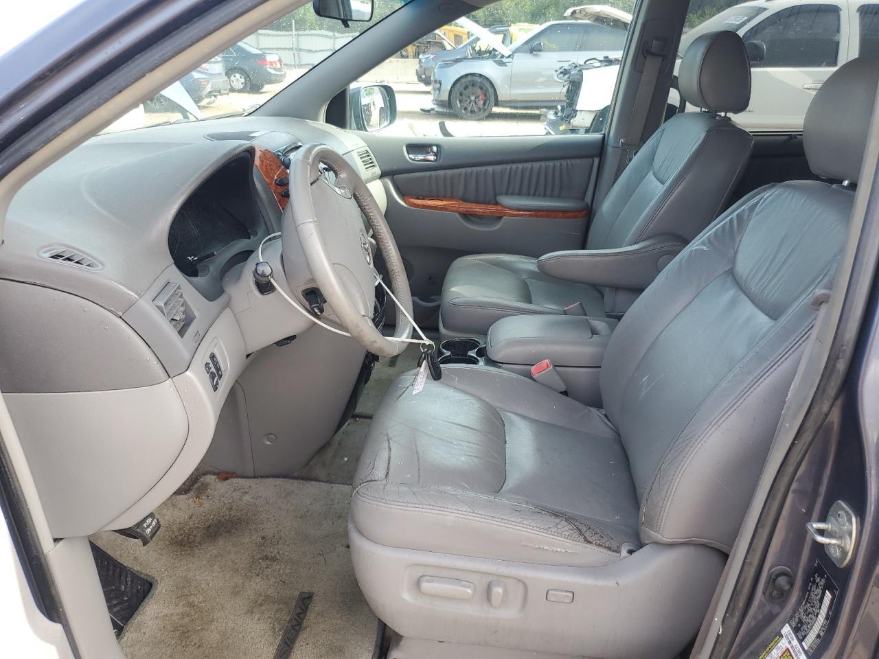2007 Toyota Sienna Xle - Image 7