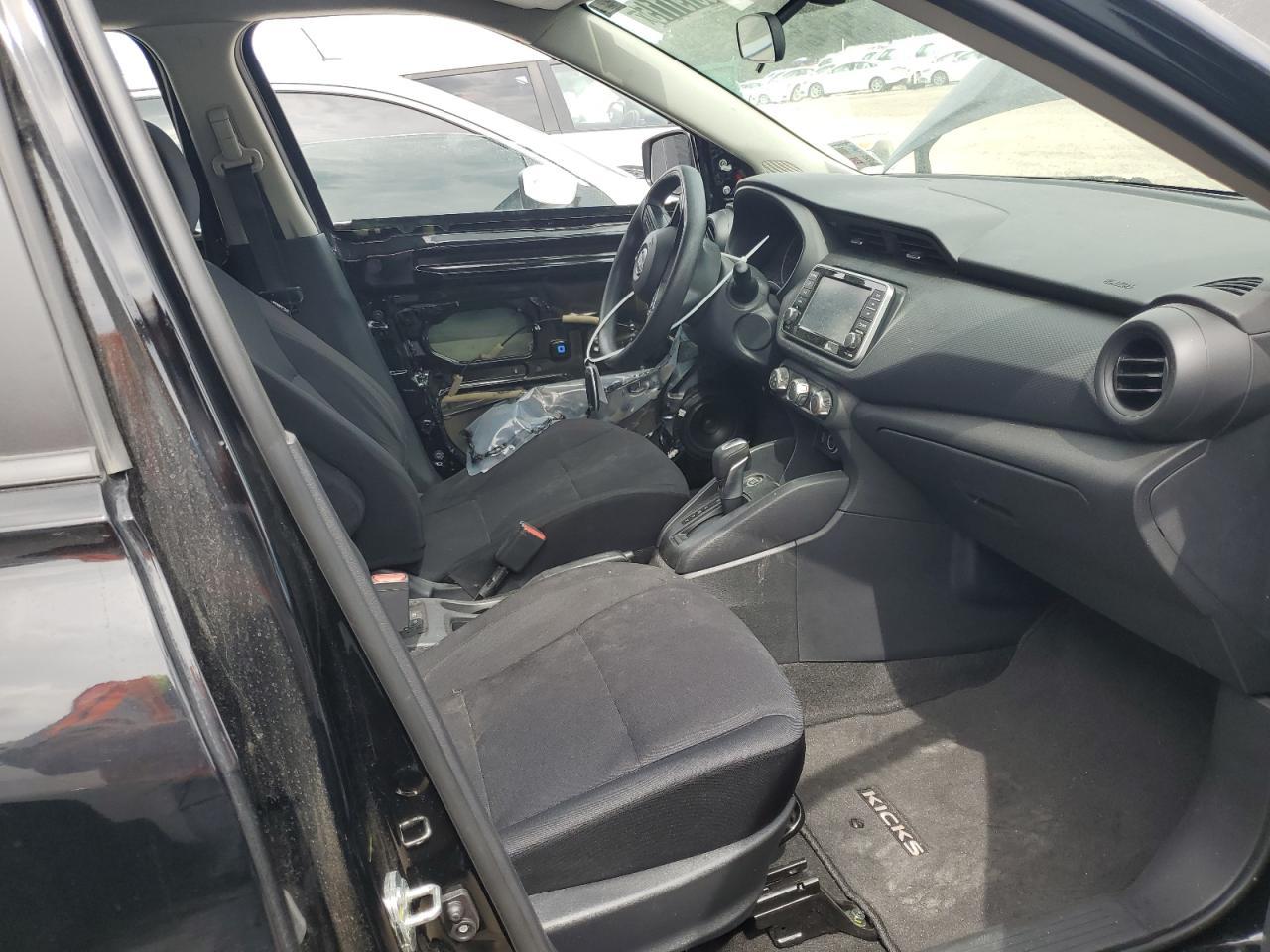 2023 Nissan Kicks S - Image 7