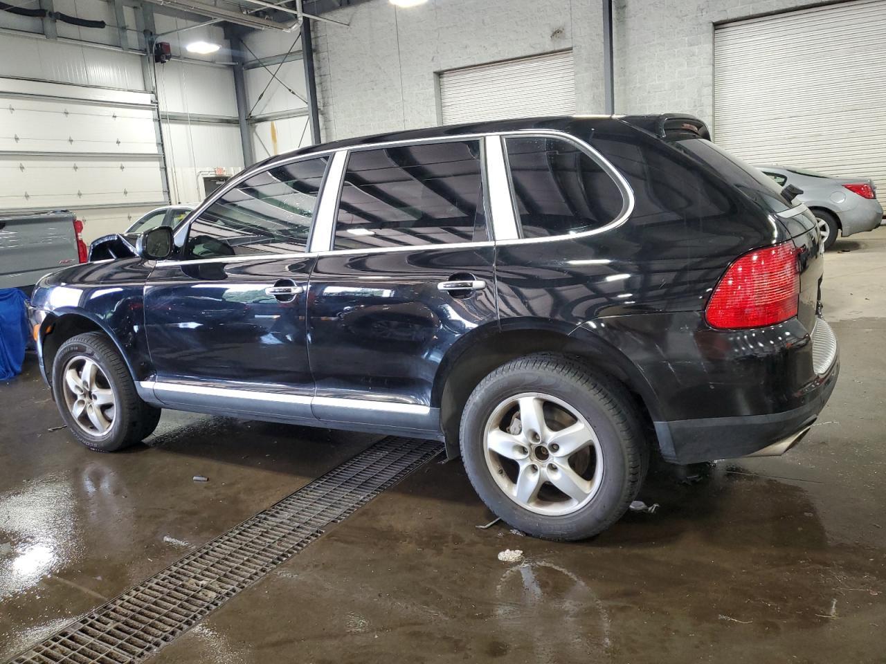 2004 Porsche Cayenne S - Фото 2