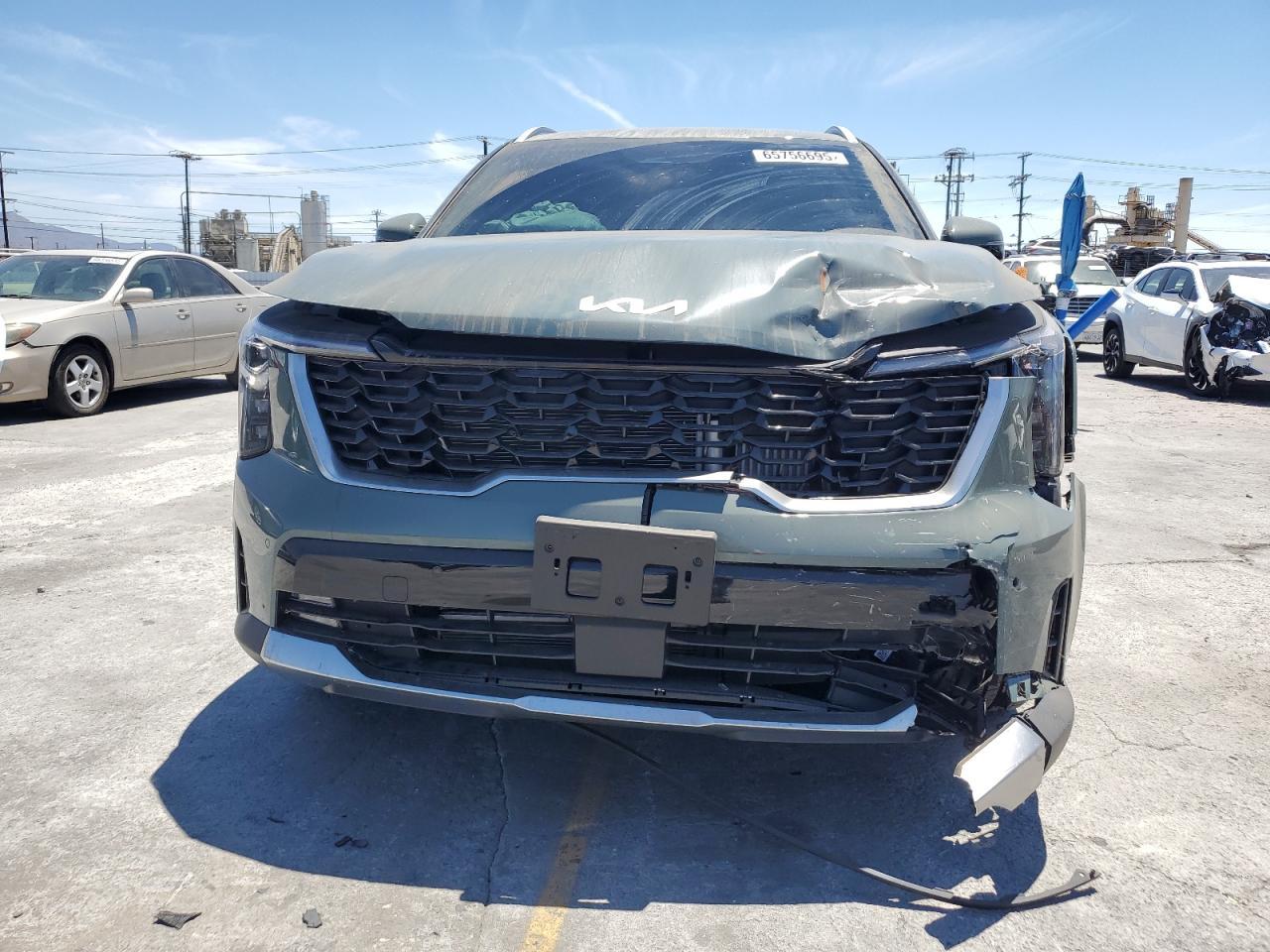 2025 Kia Sorento Ex - Image 5