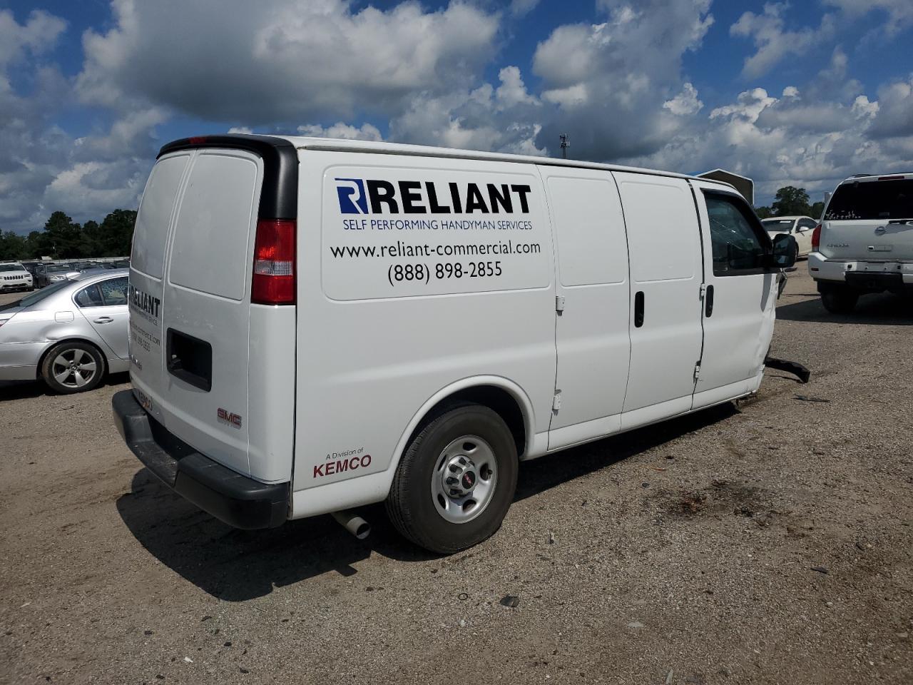 2023 GMC Savana G2500 - Фото 3
