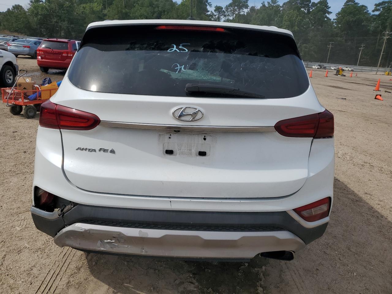 2020 Hyundai Santa Fe Se - Фото 6